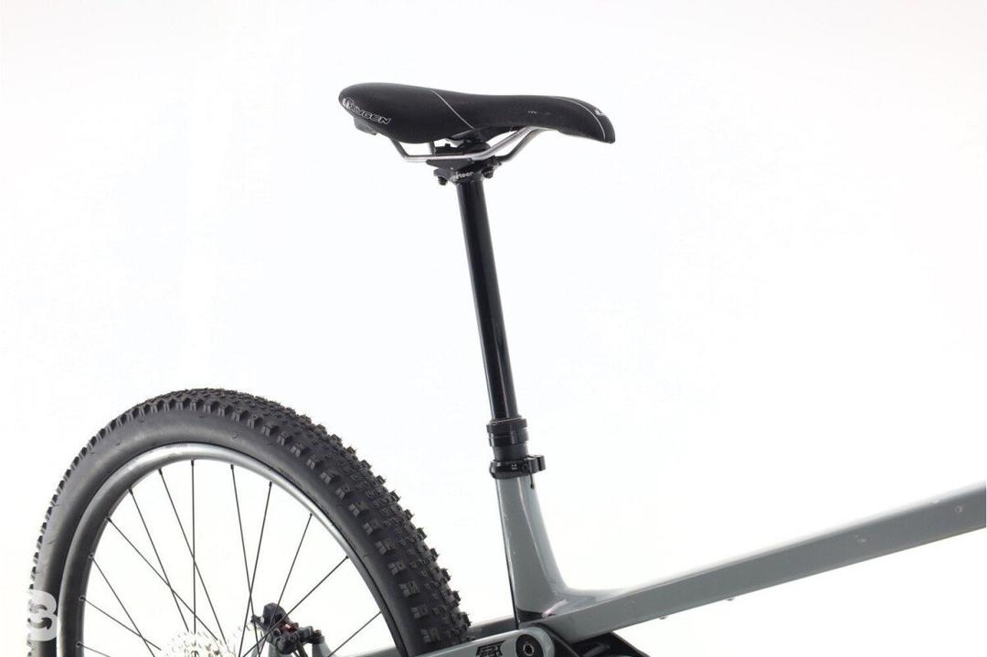 False Pivot Shuttle SL XT 2023