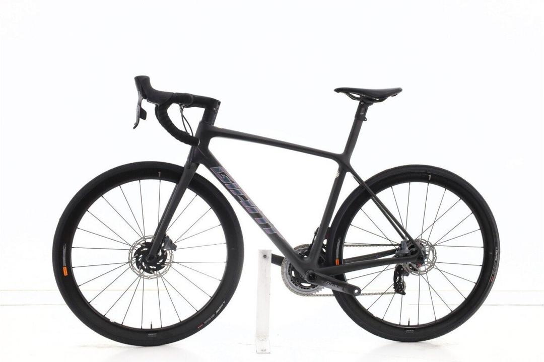 Giant TCR Advanced Pro 0 Carbon AXS 12V 2021