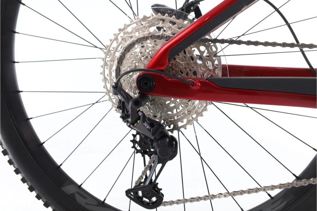 BH AtomX Lynx 9.7 Carbon XT 2025