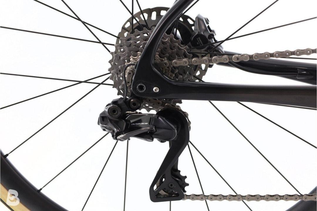 Bianchi Specialissima Carbon Di2 12V 2024