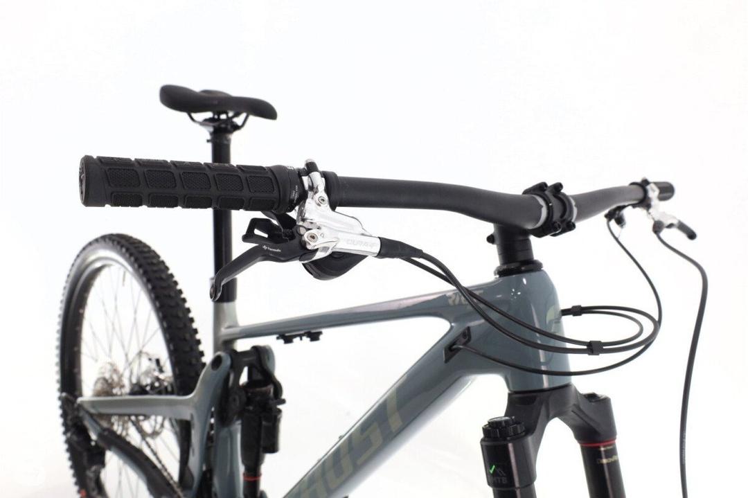 Ghost Riot AM Pro CF XT 2024