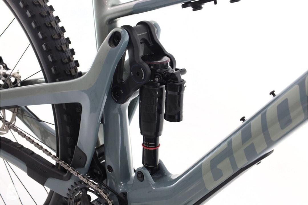 Ghost Riot AM Pro CF XT 2024