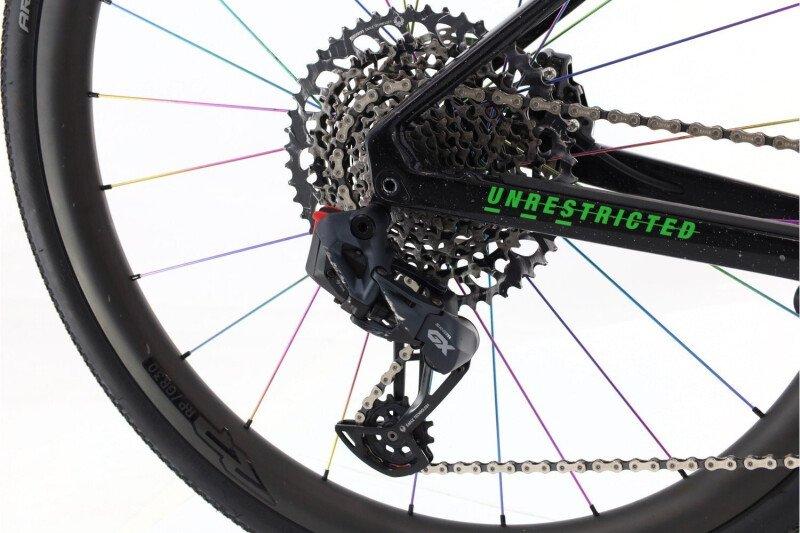 BMC Unrestricted 01 Four AXS 12V 2024