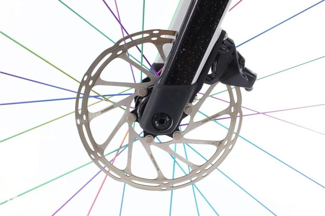 BMC Unrestricted 01 Four AXS 12V 2024