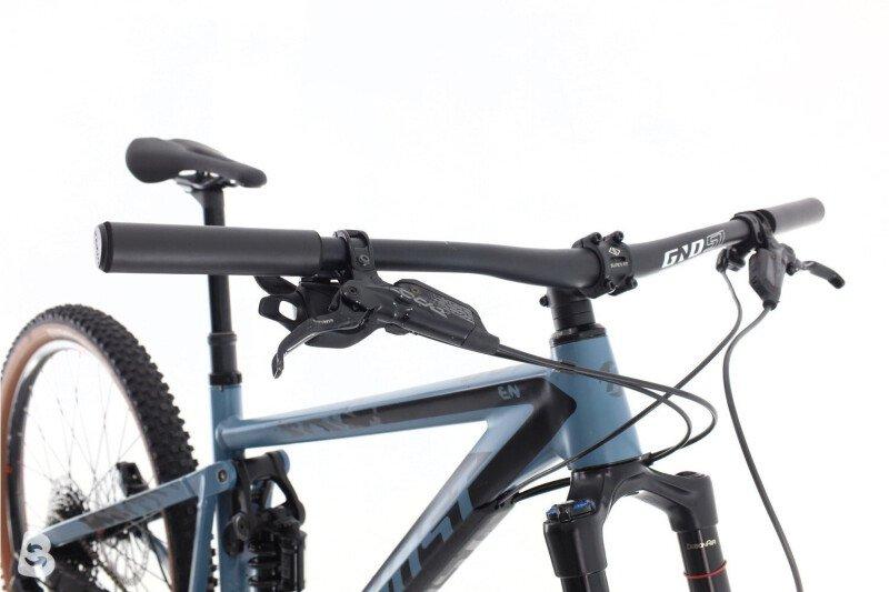 Ghost Riot EN Essential GX 2021