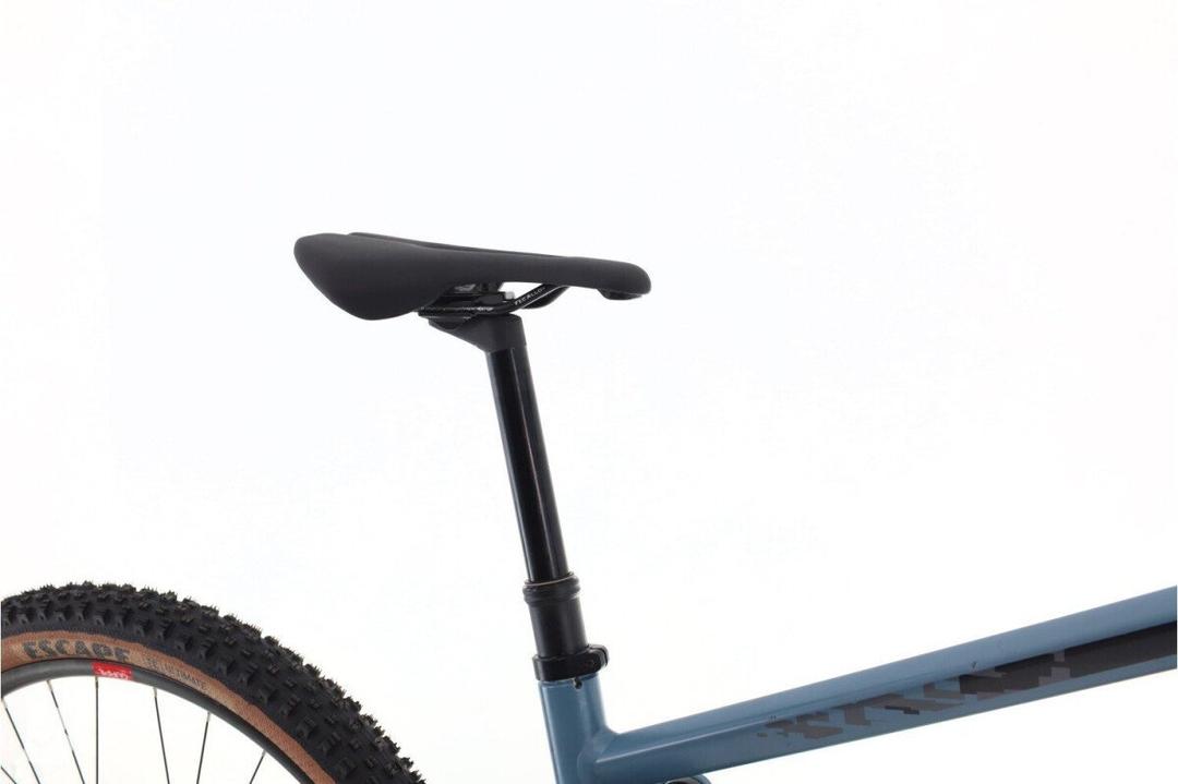 Ghost Riot EN Essential GX 2021