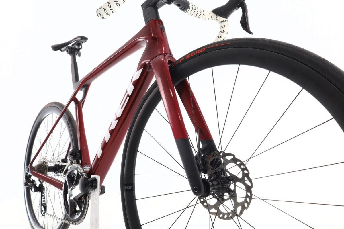 Trek Madone SL6 Gen 8 Carbon Di2 12V 2024