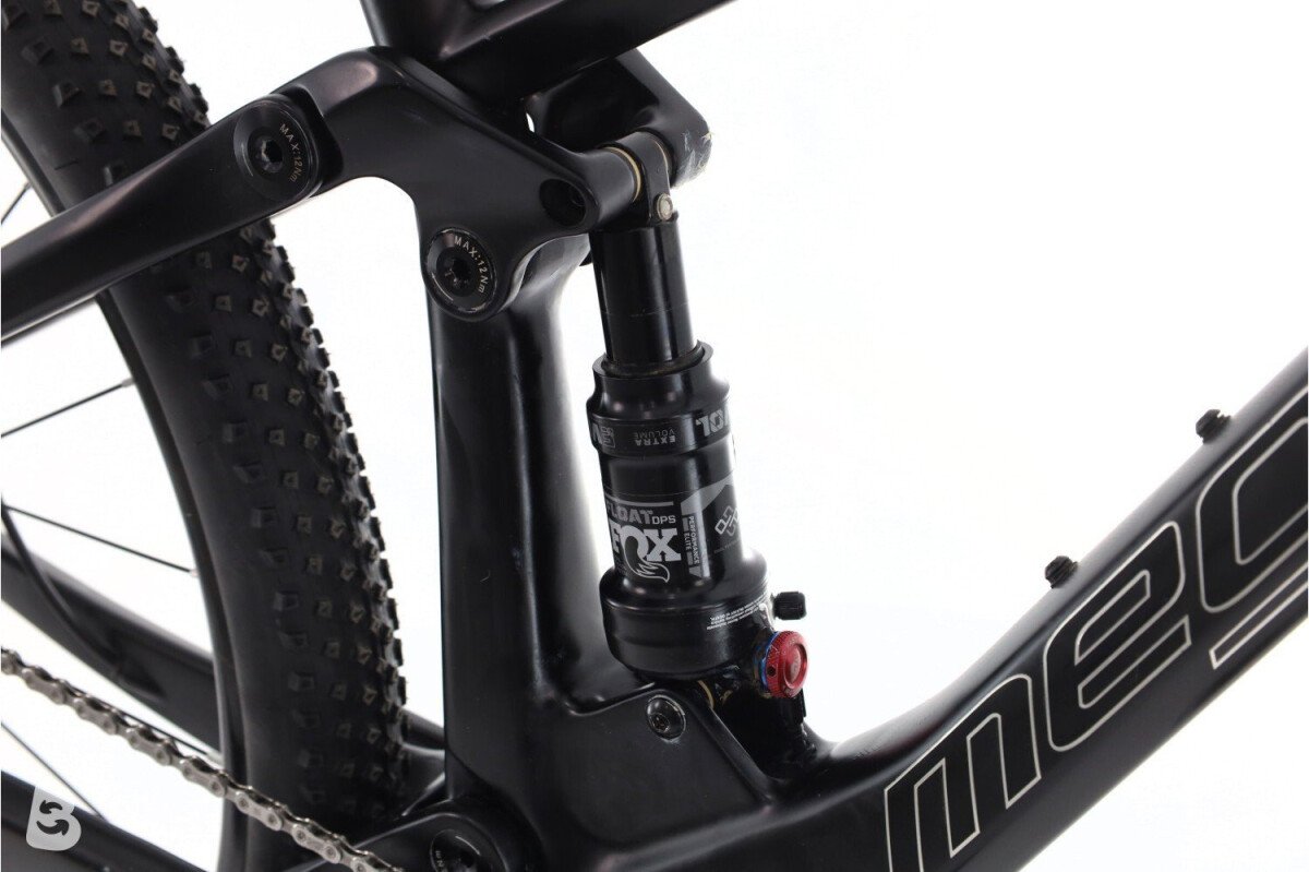 Megamo Track Carbon 2021