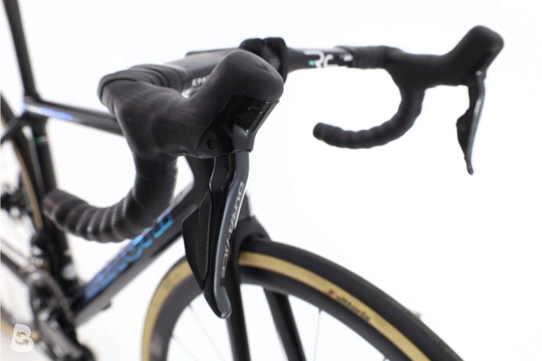 Bianchi Specialissima Carbon Di2 12V 2024