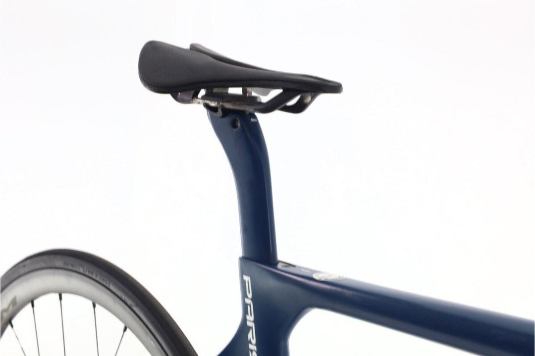 Pinarello Paris Di2 12V 2023