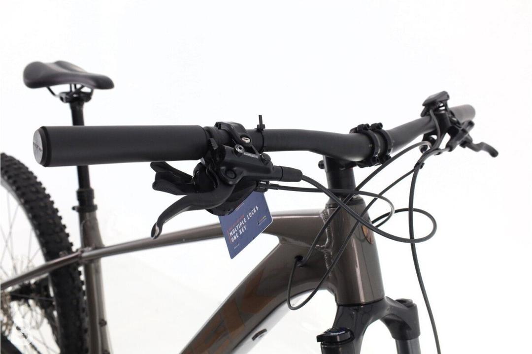 Trek Marlin + 8 2023